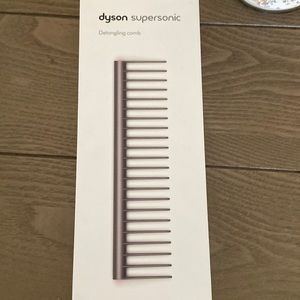 Dyson comb never used